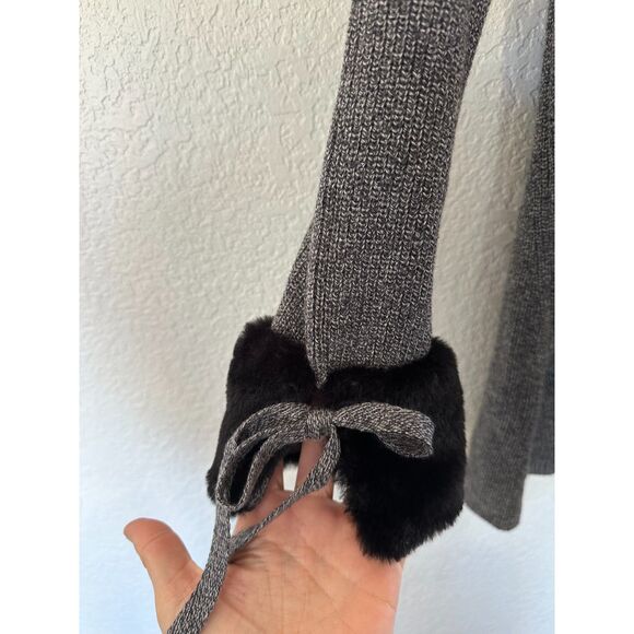 NIC+ZOE V-Neck Faux Fur Cuff Sweater Charcoal Gray Size XS - Picture 5 of 7